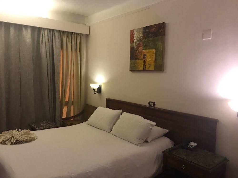 Royal Marshal Hotel